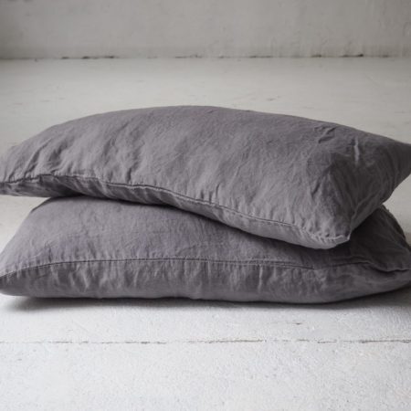 Leinen Kissenbezüge - Klassisch mit Bügelfalte - true gray